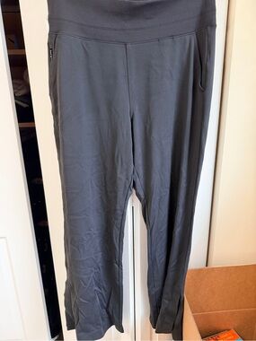 Athleta Black Wide-Leg Brooklyn Travel Pants – Women’s Large (L)
